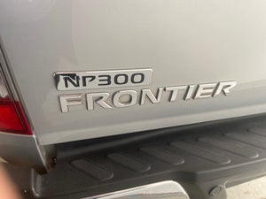 2020 Nissan NP300 FRONTIER 4 PTS LE L4 25 TD TA AAC AUT VE PIEL RA-16