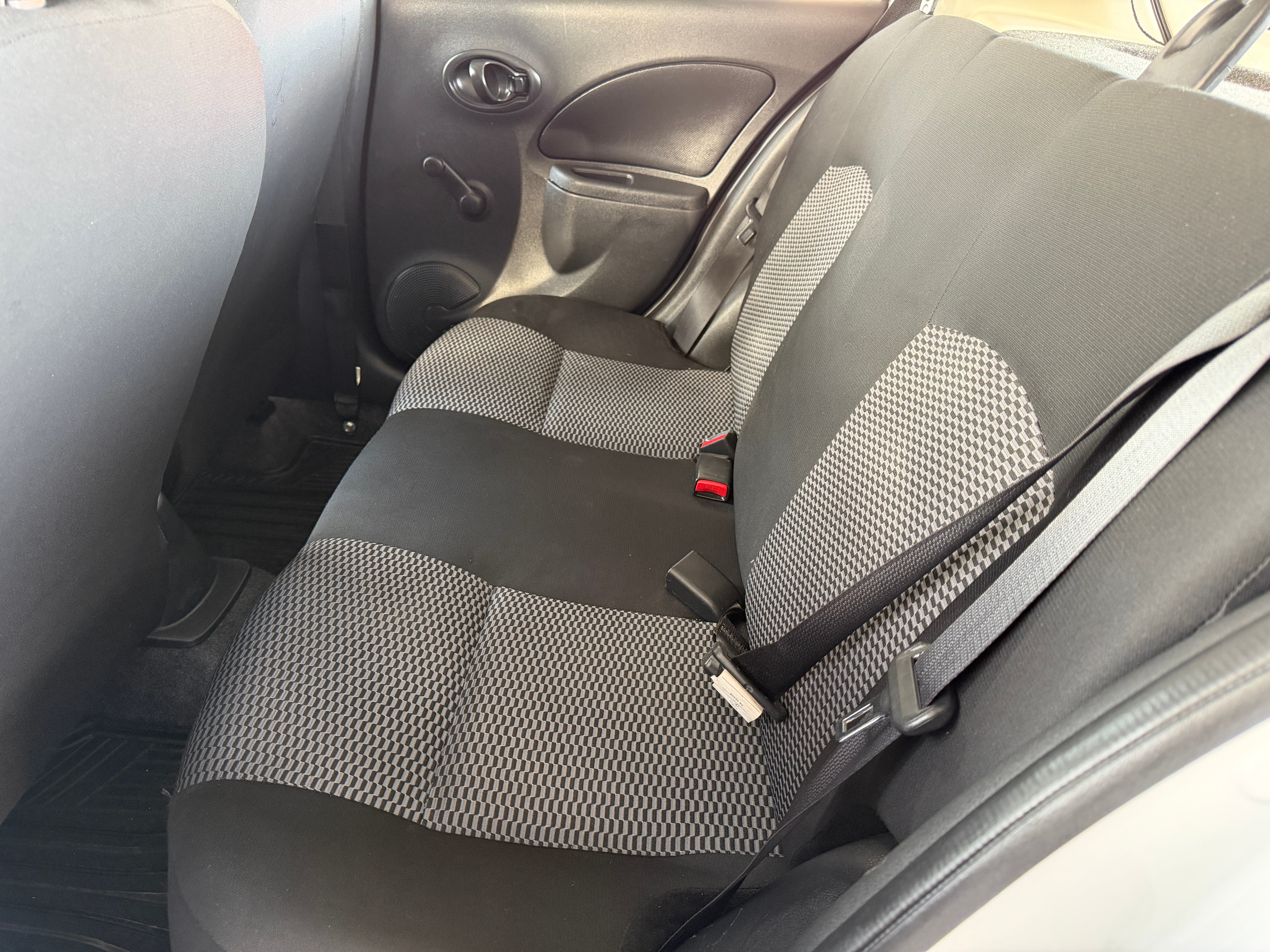 2022 Nissan MARCH 5 PTS HB SENSE TM5 AAC R-14