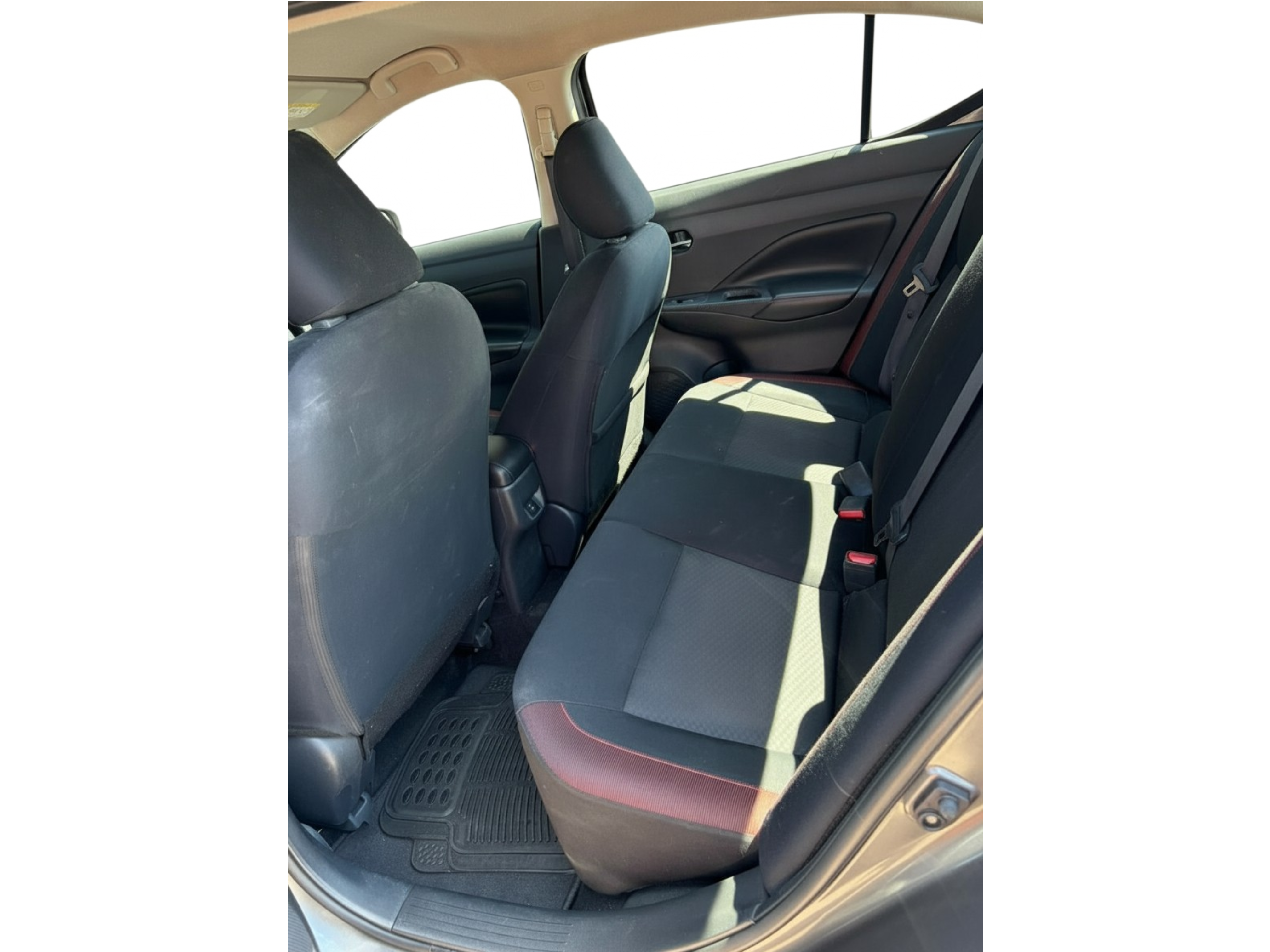 2023 Nissan VERSA 4P SR L41.6 AUT