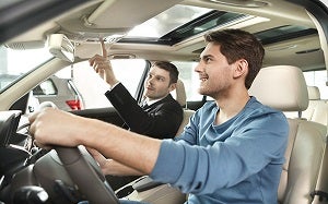 Schedule a test drive at Nissan Los Mochis in Los Mochis, Sinaloa, México.